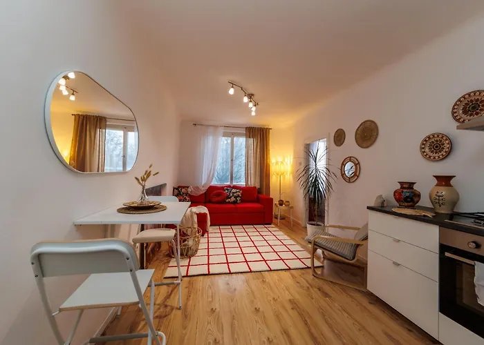 Cosy Brand New Apartment